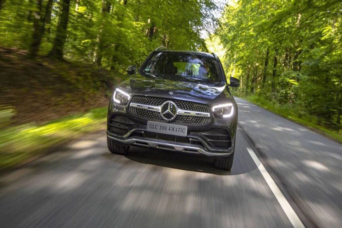 Mercedes-Benz GLC 300 4Matic thay đổi đáng kể về ngoại hình