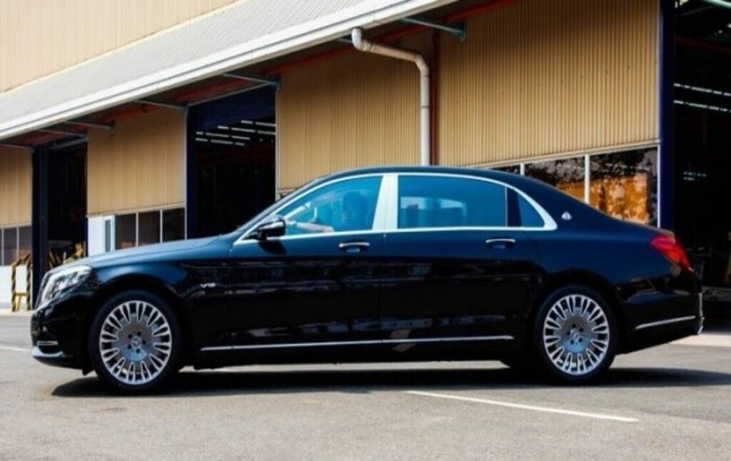 Giá xe Mercedes S600, thông số & ưu đãi tháng 02/2026